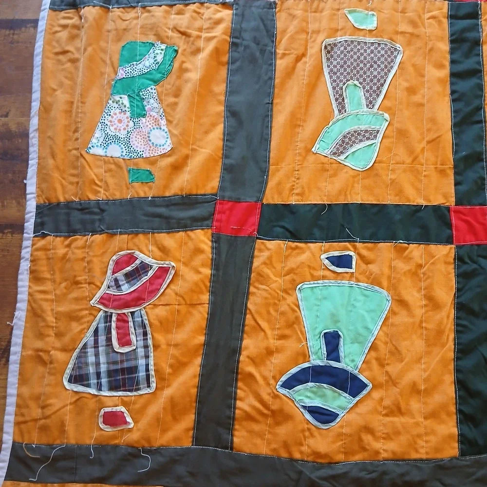 Vtg Sunbonnet Sue Dutch Bonnet Girls Quilt 92x77